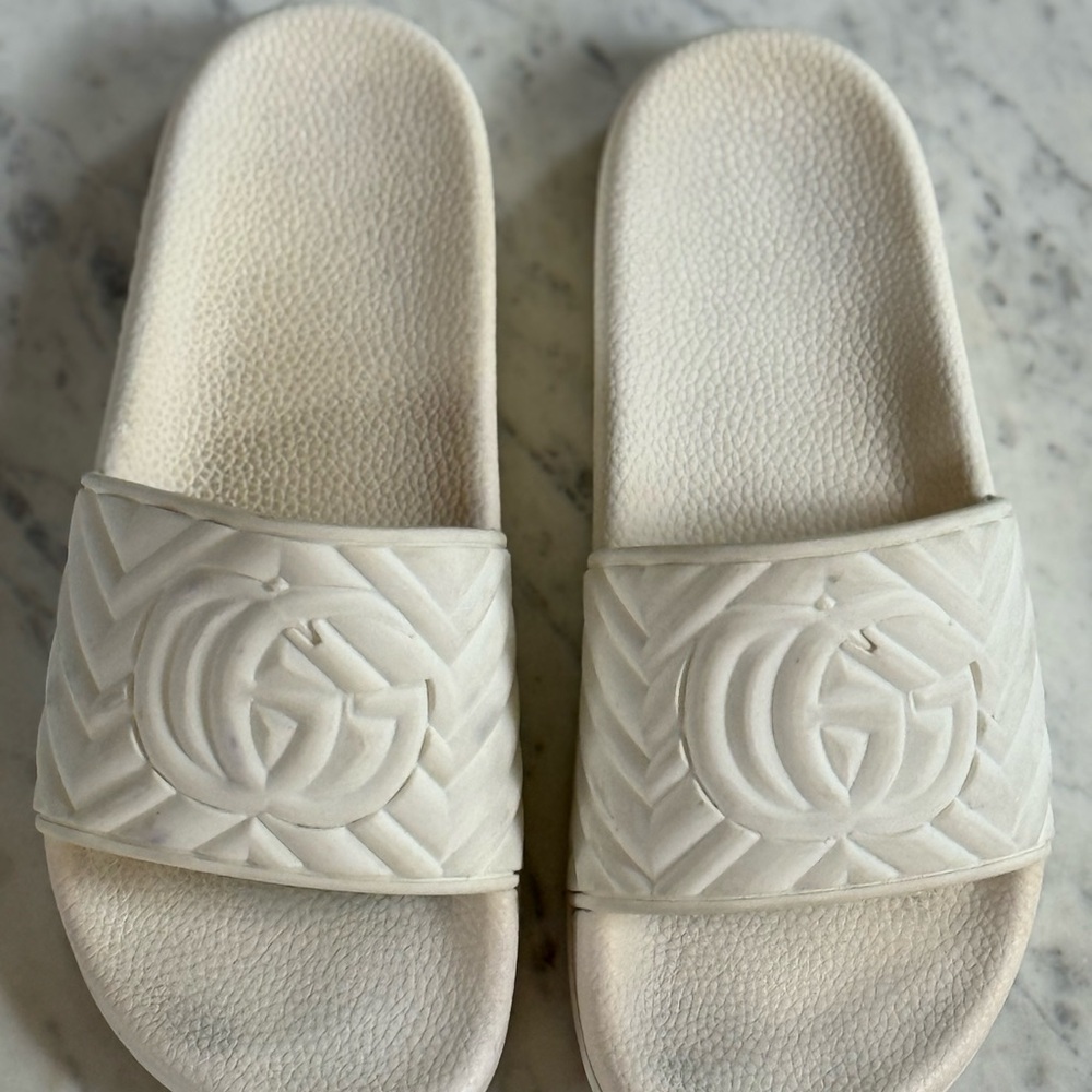 Gucci Quilted Sandals Luxury Slides